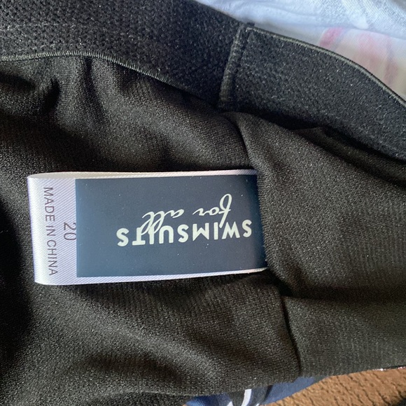 Swimsuits for all size 20 floral tankini top - Picture 4 of 4